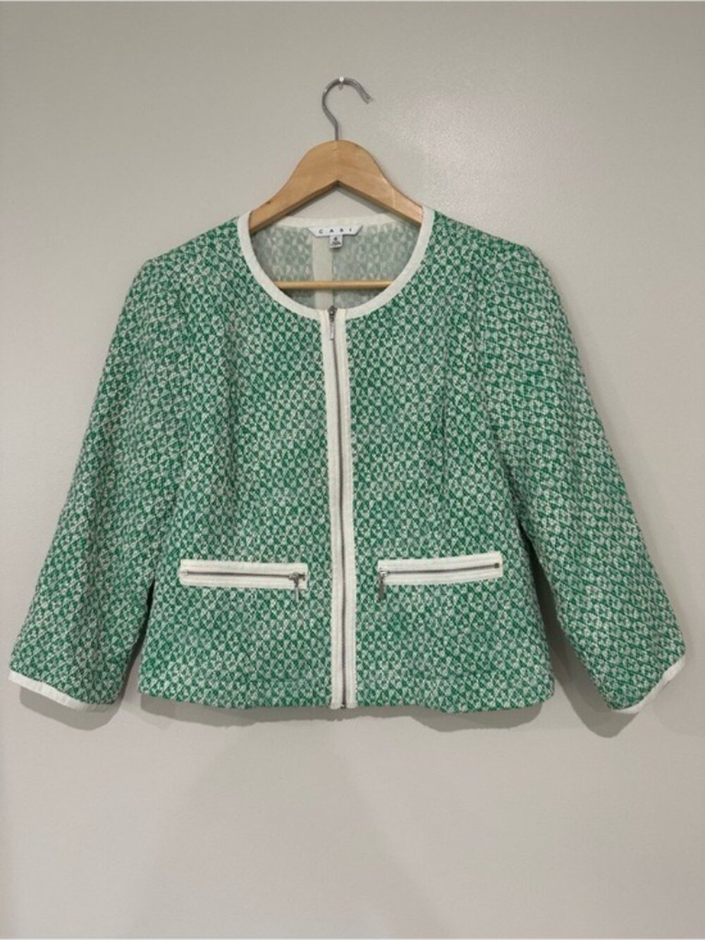CAbi Clover Tweed Jacket Green White Zip Front Blazer Size 6 Style 726 - Picture 2 of 9